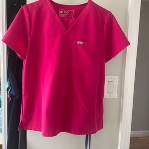 Figs scrub set in Ultra Rose